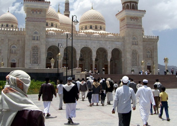 Masjid Bisa Menjadi Ladang Pahala, Setiap  Langkah ke Masjid Dihitung Sedekah dan Menghapus Dosa
