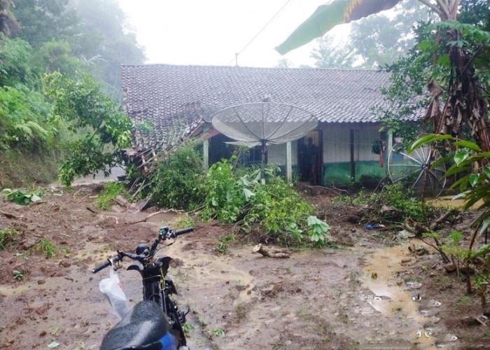  Longsor Rusak Puluhan Rumah, Wabup Wonosobo Imbau Warga Perkuat Deteksi Dini