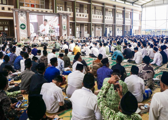 Sentil Adab Beda Pendapat, Gus Yasin Wanti-wanti Alumni Pesantren Jaga Sanad Ilmu