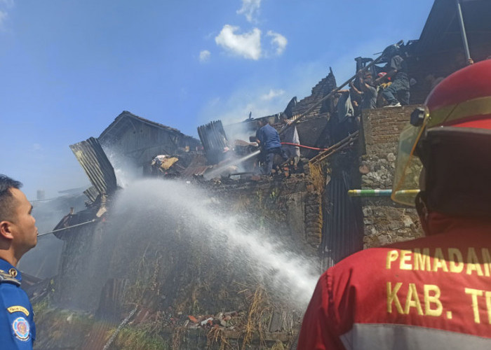  Kebakaran di Temanggung Hanguskan 3 Rumah, 2 Rusak Parah
