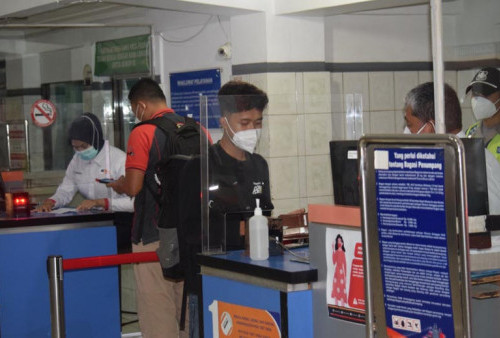 Prokes Perjalanan KA Kembali Diperketat, Penumpang KAJJ Belum Vaksin Booster Wajib Screening Covid-19