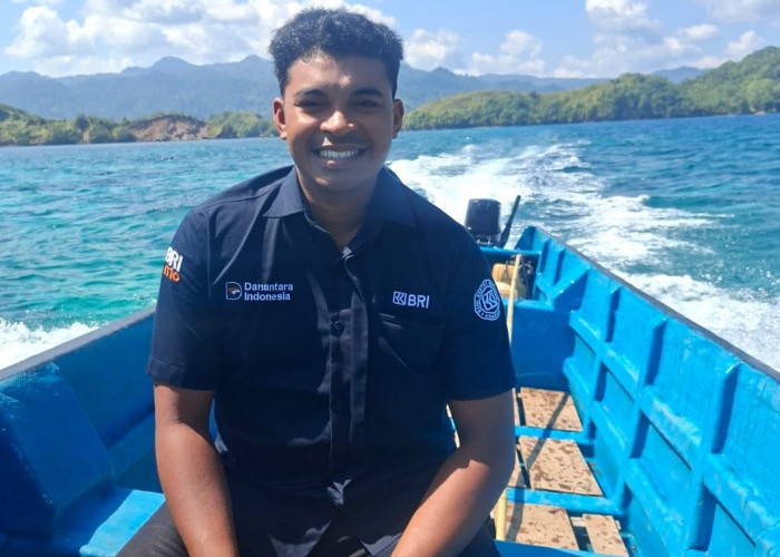 Menembus Ombak, Mantri BRI Hadirkan Layanan Perbankan di Kepulauan Maluku Utara
