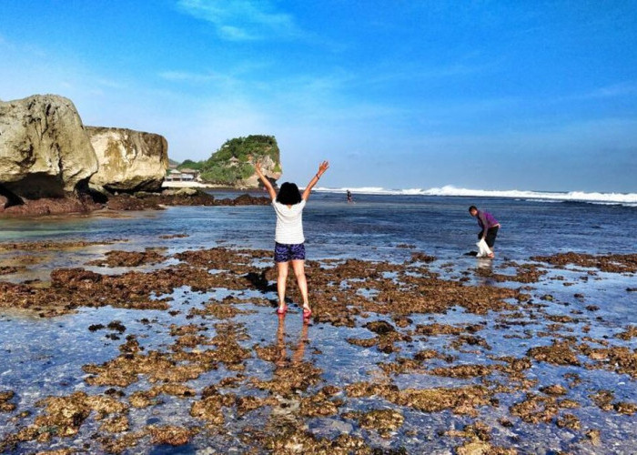 Pesona Pantai Indrayanti Gunung Kidul Yogyakarta dengan Keindahan yang Hakiki