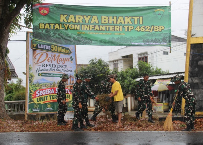 Wujudkan Kemanunggalan TNI-Rakyat, Yonif TP 462/Satria Purboyo Bersihkan Fasilitas Umum di Mertoyudan