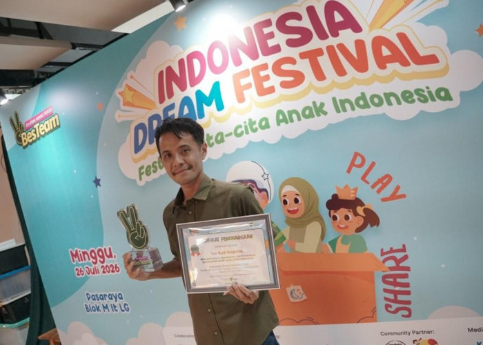 Yan Budi Nugroho Raih BesTeam Award 2026 Berkat Warung Sembako Gratis untuk Anak Yatim