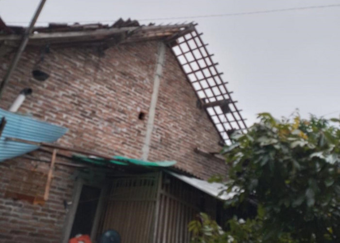 Diterjang Puting Beliung, 12 Rumah Warga di Lereng Merapi Rusak