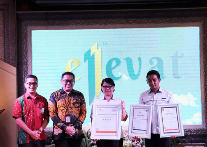 Anniversary ke-11, Grand Artos Hotel & Convention Dihadiahi Sertifikat Pariwisata Berbasis Risiko dan SNI CHSE