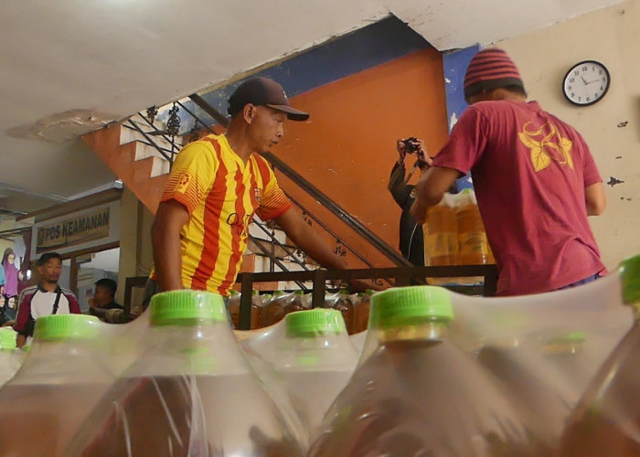 Harga Minyakita Tembus HET, Bulog Magelang Salurkan 280 Ribu Liter ke Wilayah Kedu