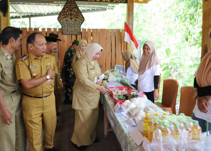 Bupati Purworejo Dorong KPM PKH Mandiri Lewat UMKM Desa Sidomulyo