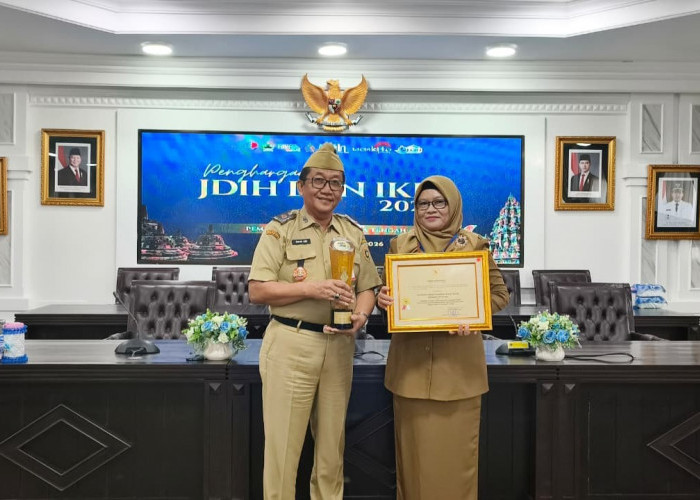 Skor JDIH Sekretariat DPRD Purworejo Melonjak dari 19 ke 93, Raih Penghargaan Gubernur