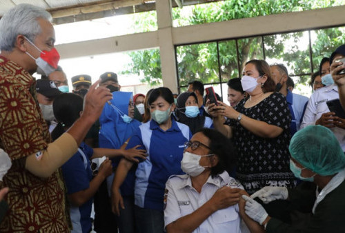 Ganjar Genjot Lagi Vaksin Booster di Jawa Tengah 