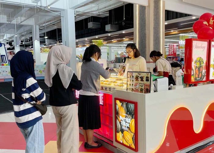 Buka Gerai di Artos Mall, Lumeria Dessert Gunakan Stroberi Lokal Magelang