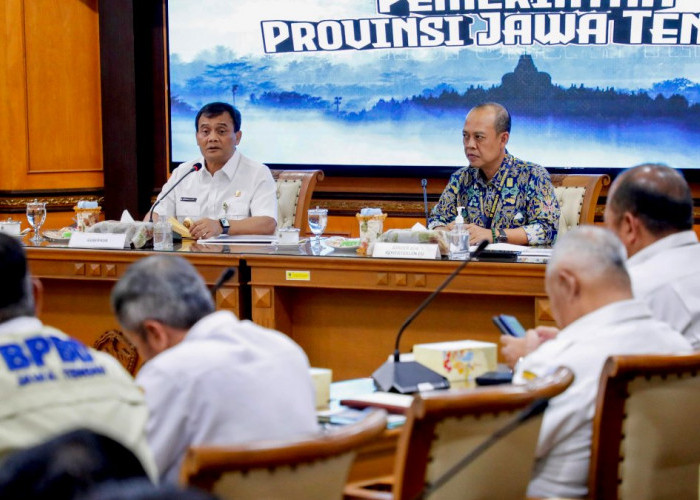 Gubernur Ahmad Luthfi Minta Tambahan Pesawat Modifikasi Cuaca Jadi 2 Unit untuk Cegah Hujan Hebat di Jateng