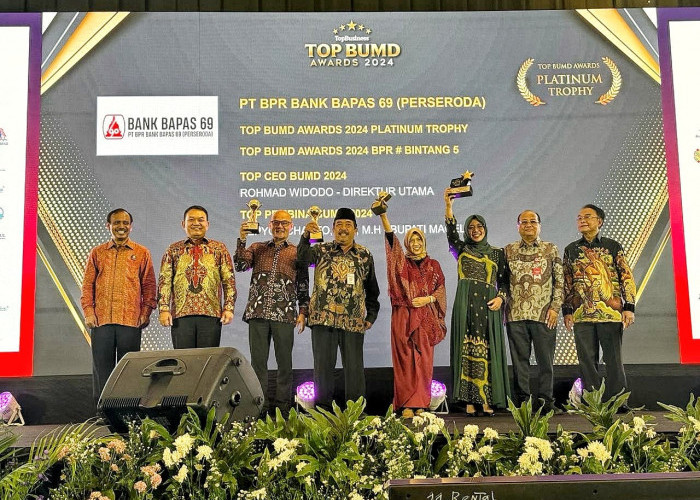 Bank Bapas 69 Magelang Borong Penghargaan Top BUMD Awards Tahun 2024