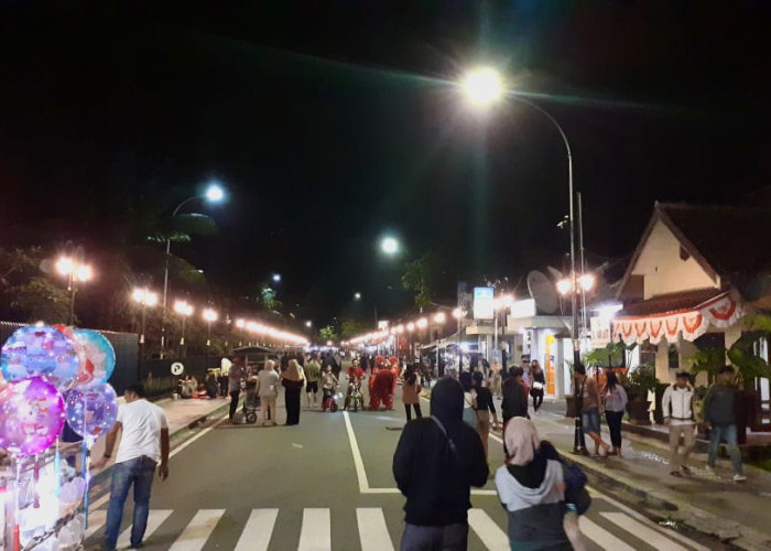 Liburan Akhir Pekan, Car Free Night Borobudur Makin Ramai Pengunjung