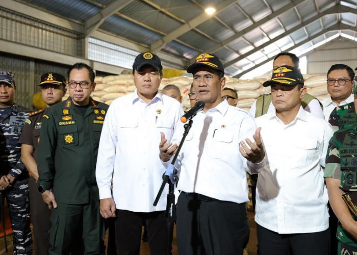 Beras Ilegal Bukan Sekadar Kerugian Negara, Mentan Amran: Ancaman Bagi Petani dan Motivasi Produksi