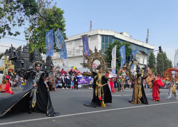 Karnaval Ethno Magelang Sedot Puluhan Ribu Masyarakat, Beberapa Ada yang Pingsan