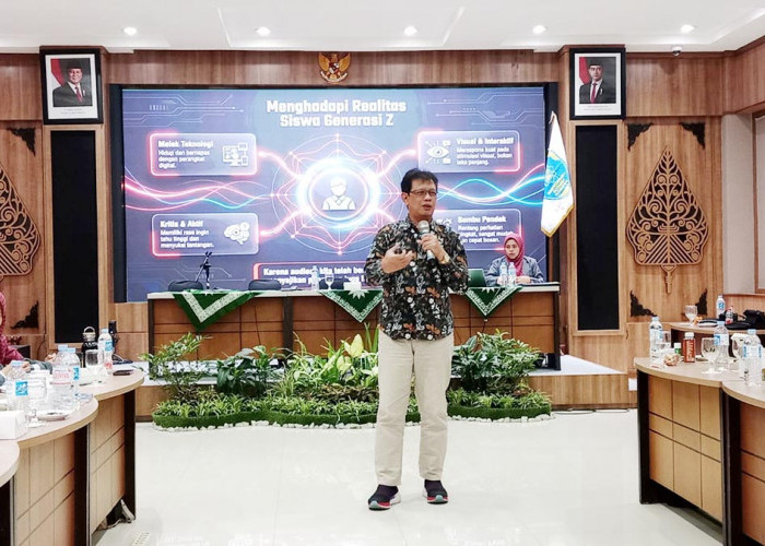 Tingkatkan Mutu Model Belajar, Guru SMP Mutual Kota Magelang Digembleng Inovasi AI dan STEAM