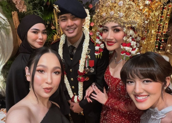 Sah Menikah! Febby Rastanty Kedapatan Bernyanyi Bersama Anggota Blink dengan Lagu Populer Ini