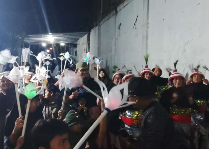 Unik, RW 1 Potrobangsan Gunakan Lampu LED Untuk Takbir Keliling
