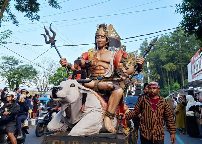 Semarak Kirab Budaya Grebeg Suro Gunung Tidar 2026 Sukses Sedot Ribuan Warga Magelang
