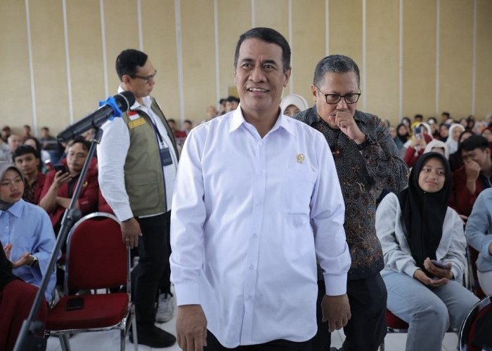 Mentan Amran Ajak Mahasiswa Bangun Bisnis Sejak Kuliah, Pertanian Modern Jadi Peluang Besar