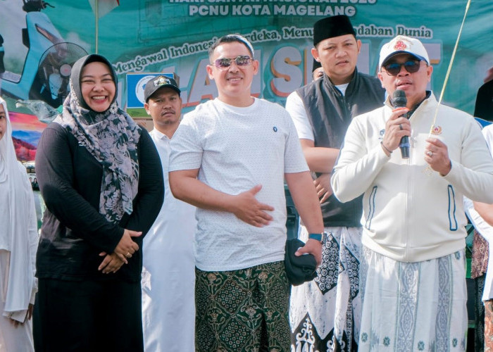 Ribuan Warga Meriahkan Jalan Sehat Hari Santri di Lapangan Kwarasan Kota Magelang