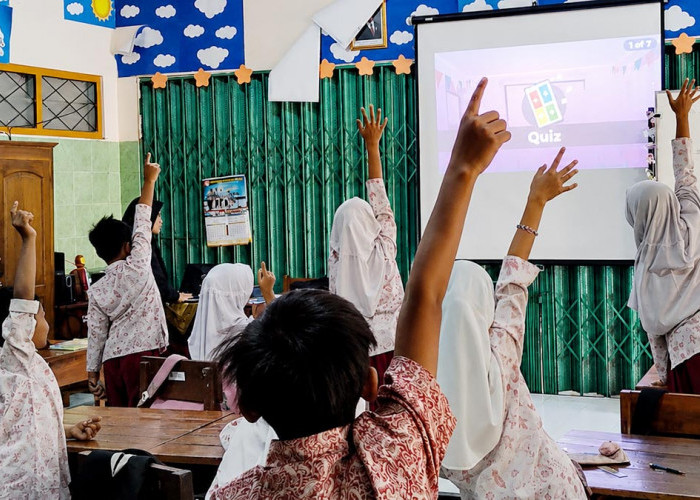 Sambut Kurikulum 2027, Untidar Latih Siswa SD di Magelang Bahasa Inggris Berbasis AI