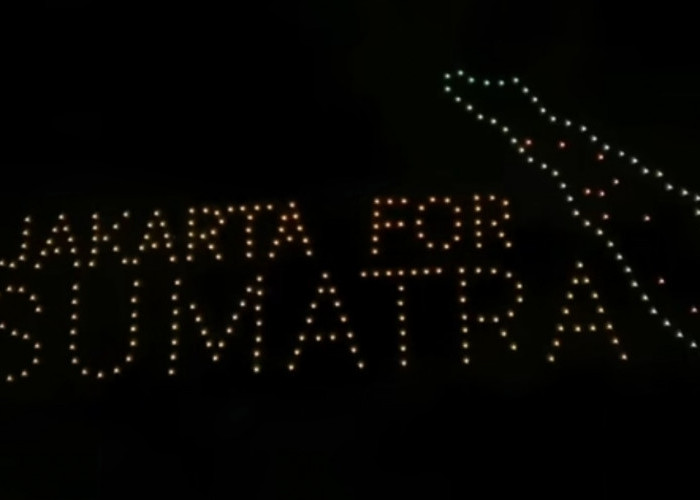 Kota Tua Adakan Pertunjukan Drone 'Jakarta For Sumatra' di Malam Tahun Baru 2026, Netizen: Respect!