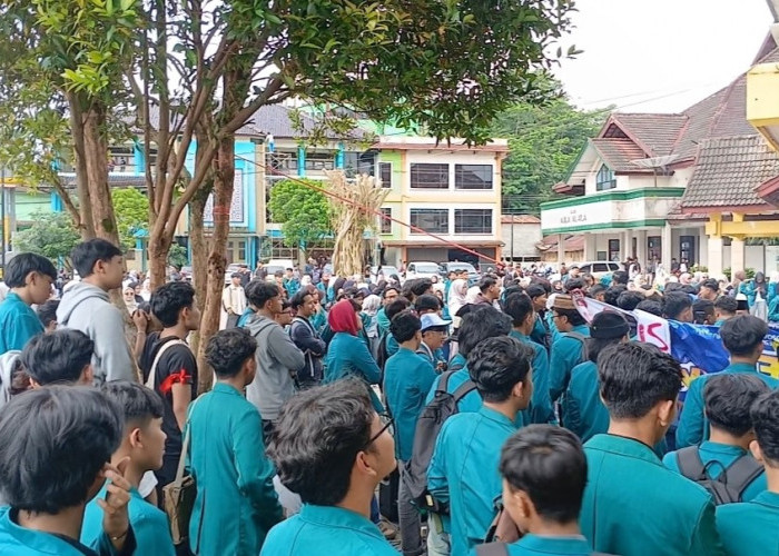 Demo Mahasiswa Unsiq Wonosobo, Tolak Cuti Paksa dan Penonaktifan Akun
