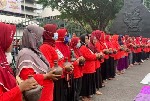 Warga Kontra Tambang Wadas Purworejo Terus Melawan