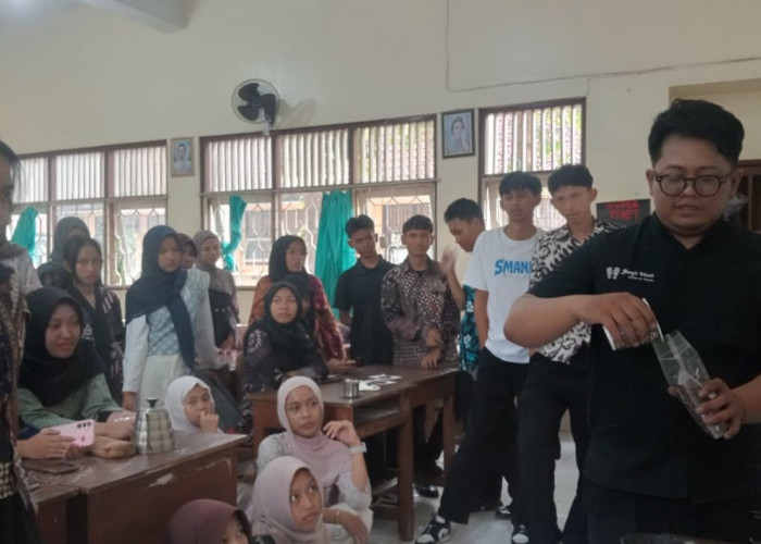 Bekali Keterampilan Kerja Siswa, SMAN 5 Magelang Luncurkan Program SMA Mantap