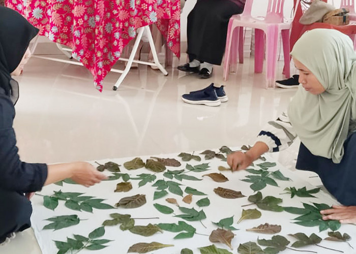 Dorong Ekonomi Kreatif, PKK Windusari Ikuti Pelatihan Ecoprint Guna Tingkatkan Keterampilan Usaha Mandiri