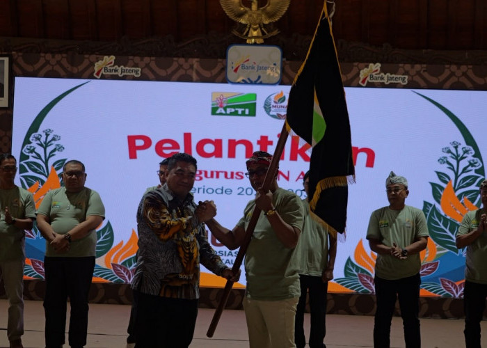 Kementan Siapkan Langkah Strategis agar Panen Tembakau Petani Terserap Industri