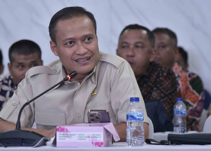 Menjaga Air, Menjaga Nurani: Catatan dari Danau Menjer