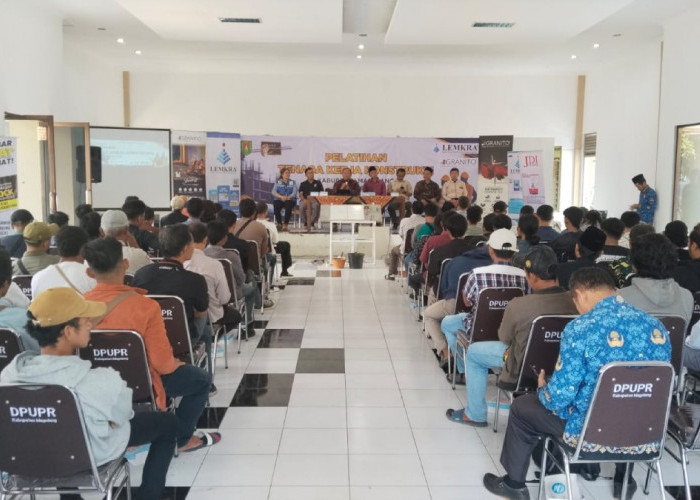 Pemkab Magelang Gandeng Swasta Latih Ratusan Tukang Batu dan Tenaga Konstruksi