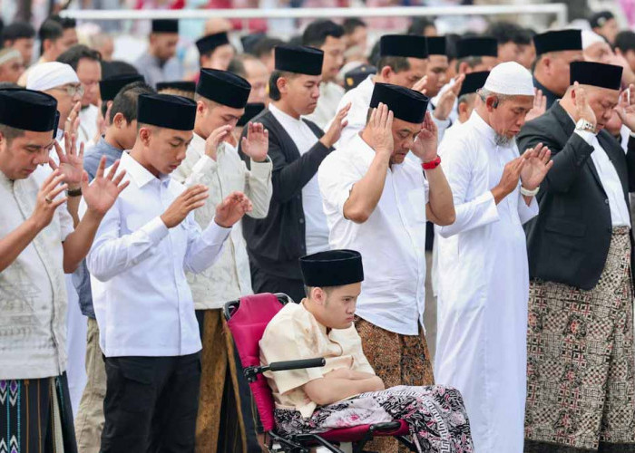 Pesan Persatuan Ahmad Luthfi Usai Salat Idulfitri Bersama Ribuan Warga di Simpanglima