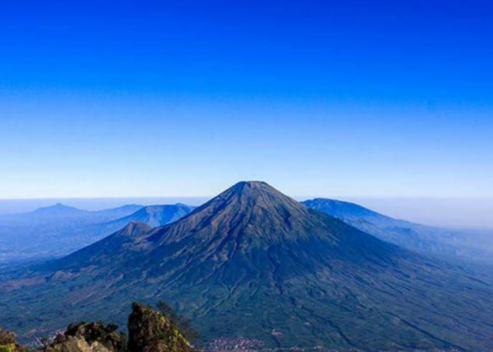 Legenda Gunung Kembar Sumbing dan Sindoro, Kisah Saudara dengan Karakter yang Berseberangan