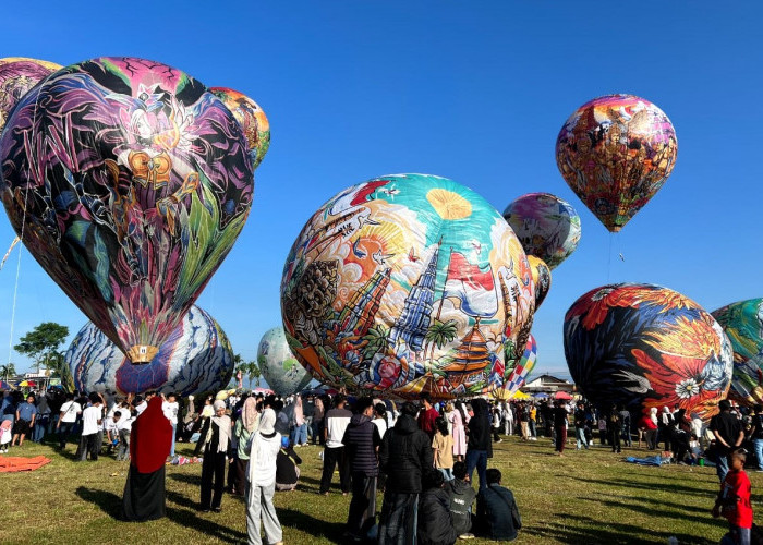 Festival Balon Udara Wonosobo 2026 Diserbu Ribuan Wisatawan