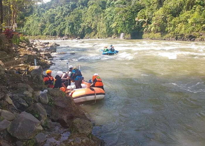 Pencairan Pelajar Hanyut di Wonosobo pada Hari Kedua Belum Ditemukan