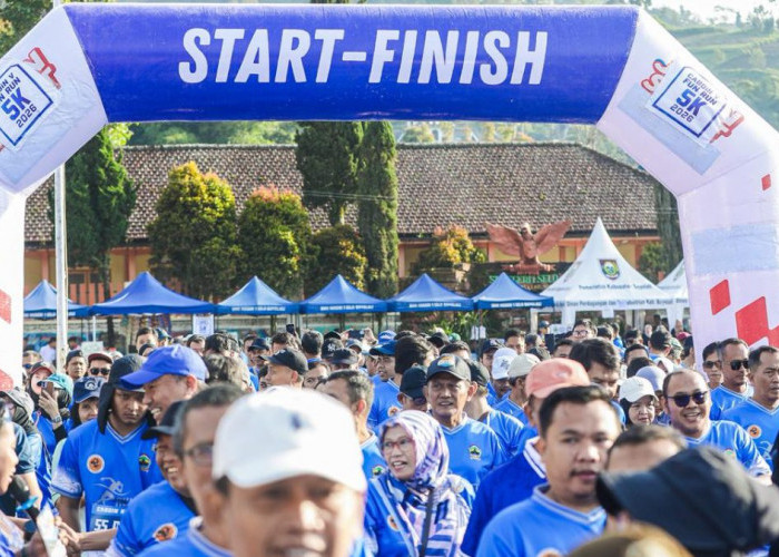Peringati Hardiknas, Ribuan Guru Ikuti Cabdin V Fun Run 5K di Selo Boyolali