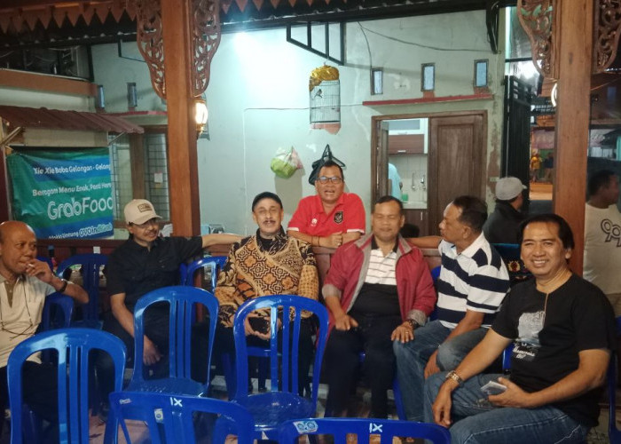Elit Parpol Kota Magelang Nobar Timnas di Kediaman Joko Budiyono, Sinyal Dukungan?