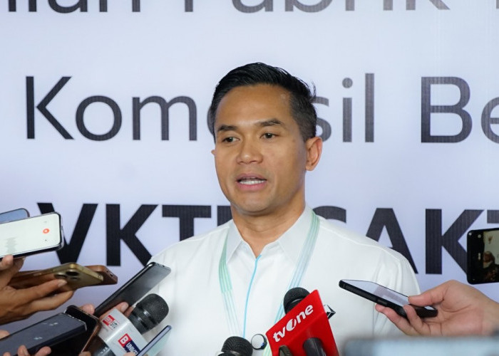 Strategi Dekarbonisasi VKTR Melalui Peresmian Pabrik Kendaraan Listrik Magelang Berbasis Pesanan