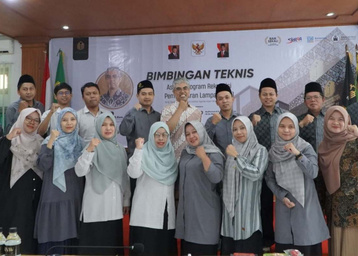 Perkuat Tata Kelola Akademik, Pimpinan FEBI IAI An-Nawawi Purworejo Ikuti Bimtek Asesor Program RPL