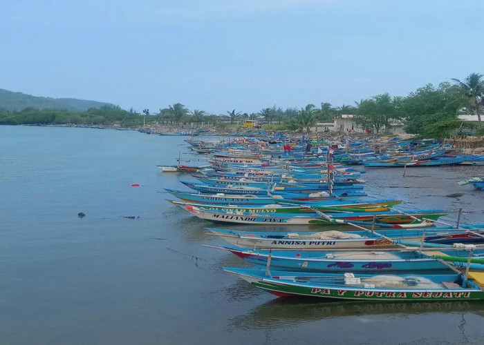 Menikmati Keindahan Pantai Logending  di Kebumen Ikon Wisata Paling Tua