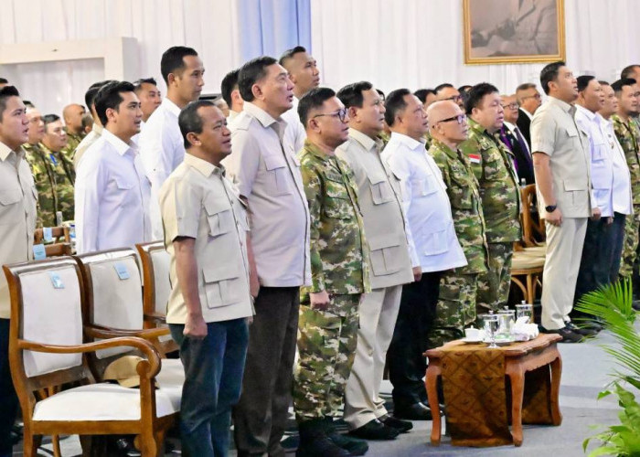 Beri Arahan Tegas, Presiden Prabowo Hadiri Retret DPRD di Akmil Magelang Bersama Luthfi