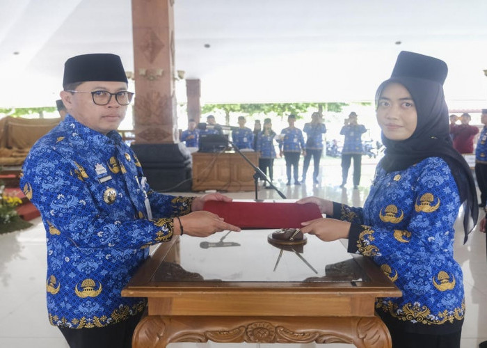 Walikota Magelang Ambil Sumpah 18 CPNS