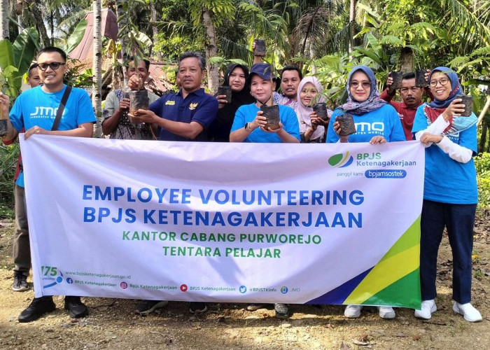 Employee Volunteering BPJS Ketenagakerjaan Purworejo Tanam Ratusan Pohon di Tegalgondo