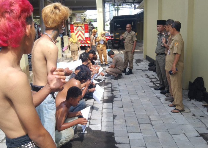 Jelang Nataru, Satpol PP Purworejo Amankan 14 Anak Punk di Monumen Jenderal A Yani, Ada yang Masih 13 Tahun