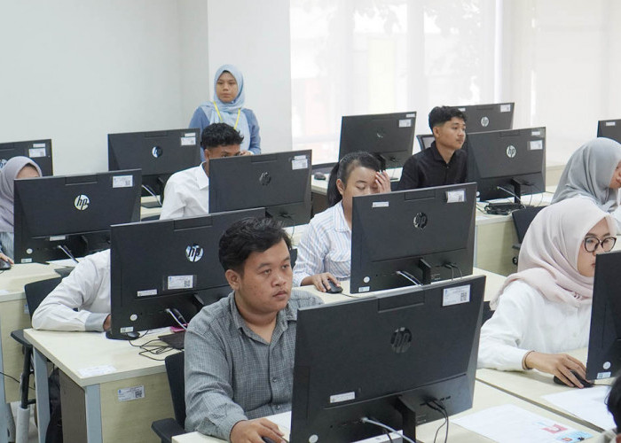 Ribuan Peserta Berebut Kursi SMUT Untidar 2026, 40 Orang Malah Tumbang Sebelum Ujian